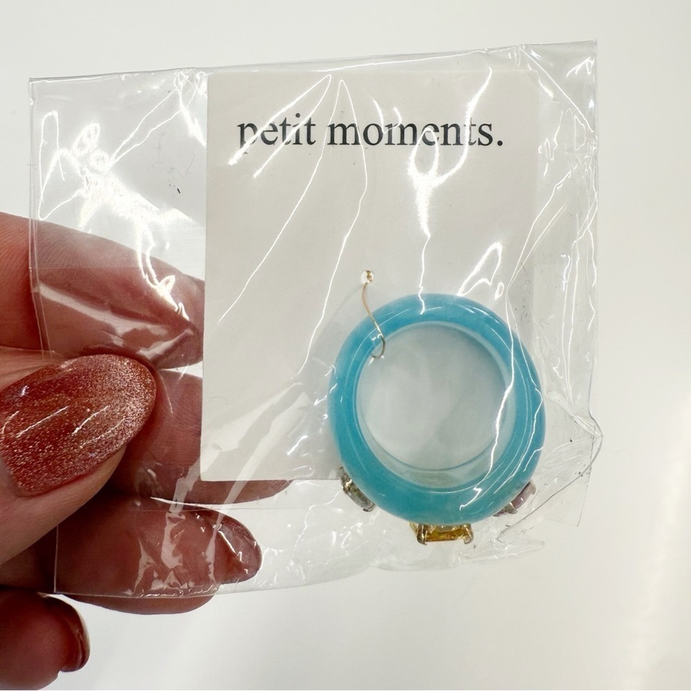 NWT Petit Moments Blue Multi-Stone Ring, Size 7 - Picture 2 of 3